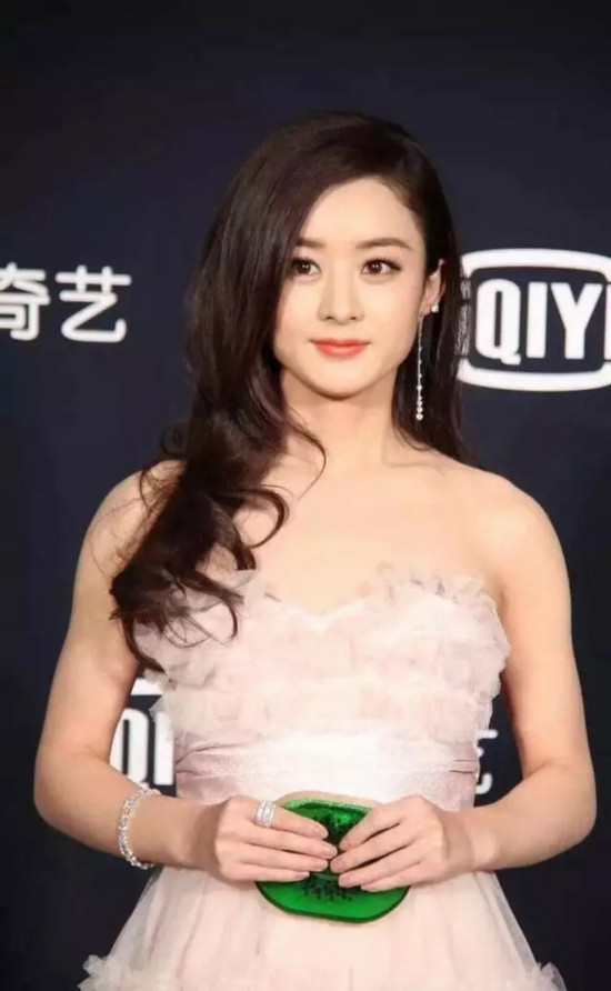 赵丽颖新发型美爆了!出道以来的7款造型哪个最适合?图片
