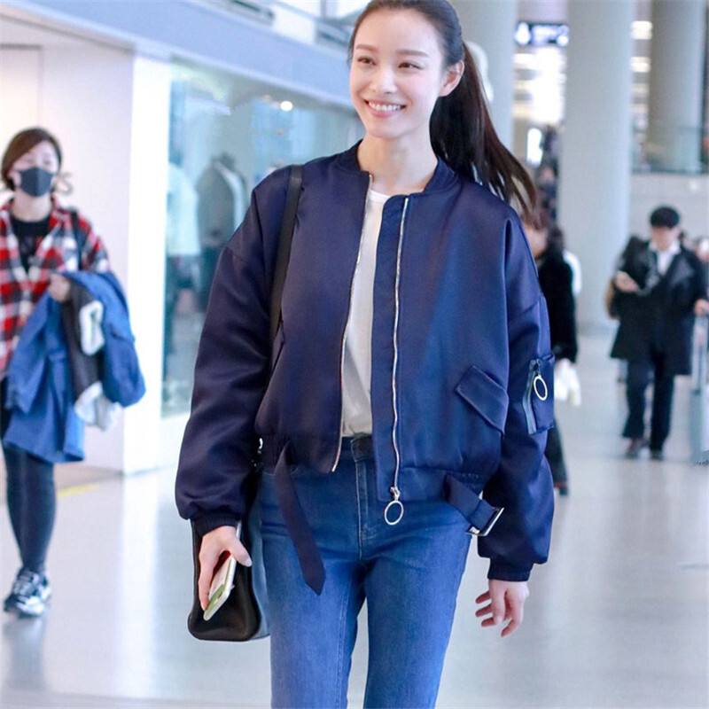 关晓彤杨幂 女明星们都在为飞行员夹克疯狂打call