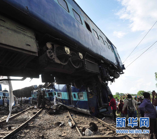 盘点近期重大海陆空交通事故_国际新闻_新闻