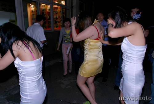 90后少女培训小姐卖淫技巧