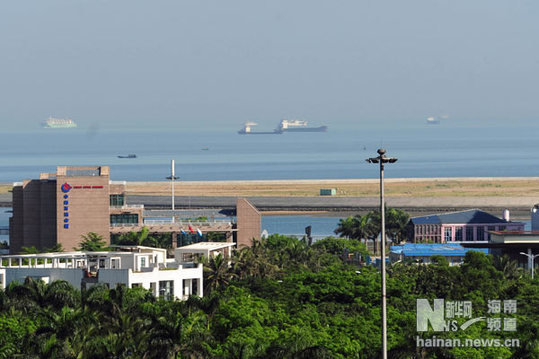 新闻中心 聚焦海口 都市    围填海旅游娱乐项目雷同   海南省人大