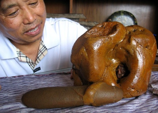 阴阳石酷似男女生殖器_社会新闻_新闻中心_海口网