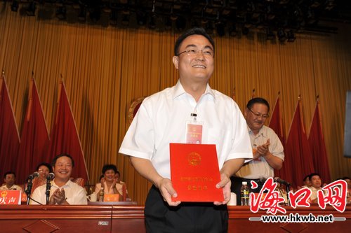 倪强当选海口市人民政府市长[图\/简历]_原创_聚