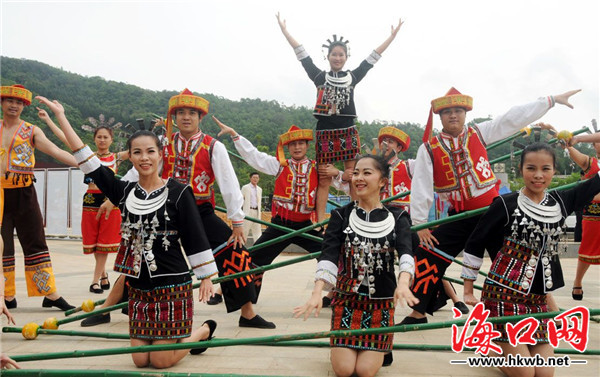 传统节日三月三即将来临,琼中黎族苗族自治县首次将文化与旅游相结合