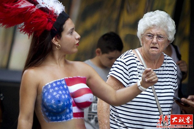 美刊评2015年最震撼人心的国际新闻照片(高清