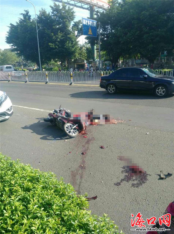 海口新大洲大道发生惨烈车祸 一女子遭搅拌车碾压身亡