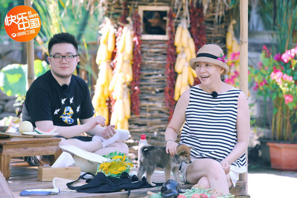 宋丹丹自曝曾用名为宋长英 何炅竟有另一神秘