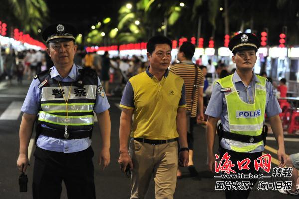 海口夜市 越夜越美丽(组图)