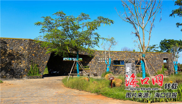 海口沙坡郊野湿地公园两处公园驿站建筑主体已完工