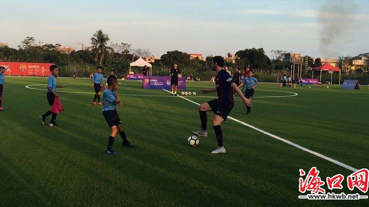 阿比达尔与贝莱蒂来了!国内首家巴萨世界海口