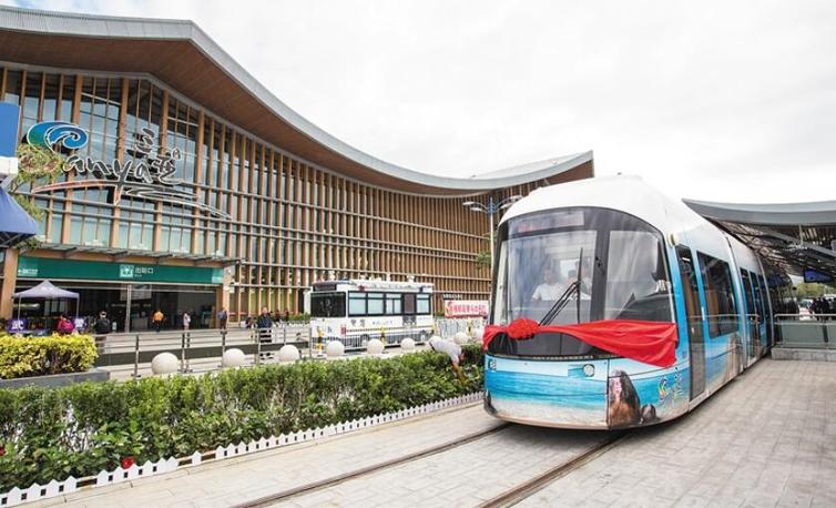 三亚有轨电车示范线开放试乘体验