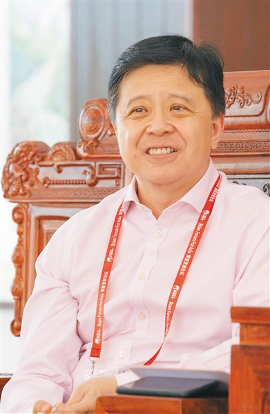 微软全球资深副总裁洪小文:将发挥全球布局优