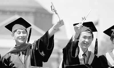 清华大学2010届毕业生.任悦摄