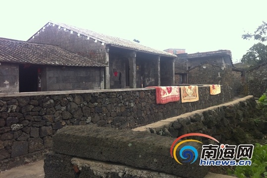 秀英区石山镇美社村地处海口雷琼世界地质公园规划区内,旧名福兴村,是