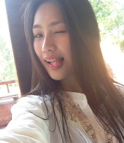 台湾疯传北影校花水嫩照 被赞张柏芝黄圣依合体