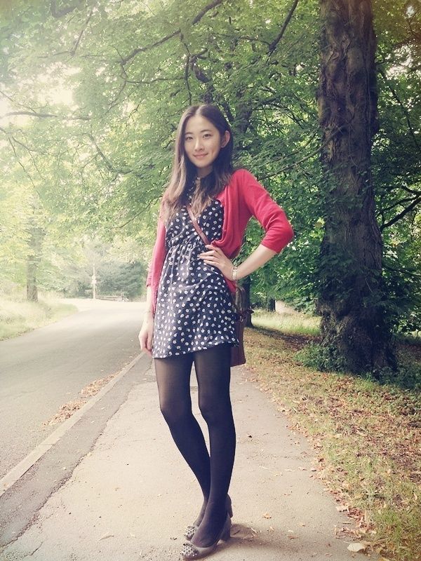 美女博士实验照走红 征男友回家过年