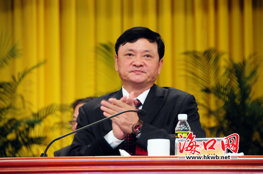 林北川主持大会.记者+张俊其摄