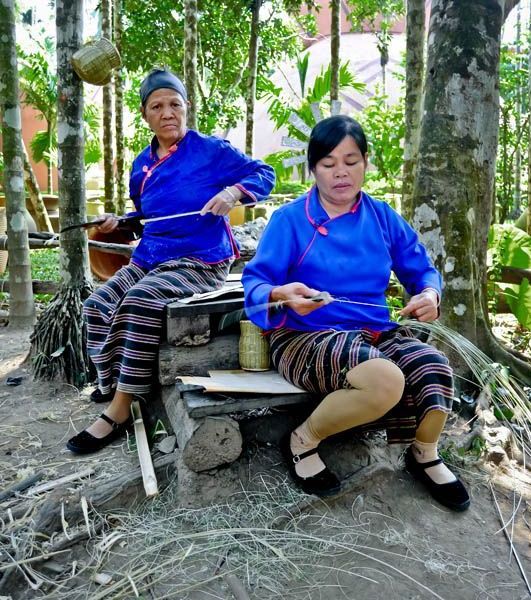 黎族文化:神秘槟榔谷的乡土人情 [组图]_民风民